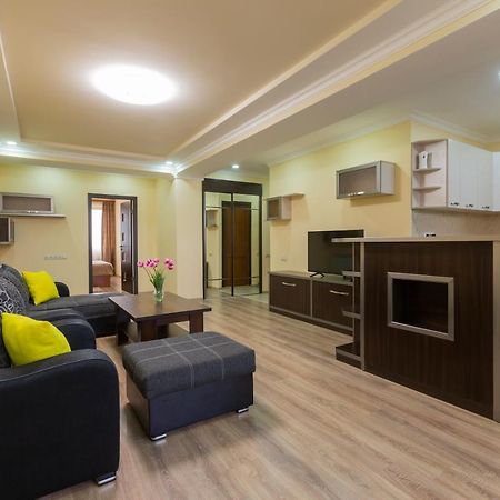 Umba Apartment N5 - Balcony And Mount Ararat View 예레반 외부 사진